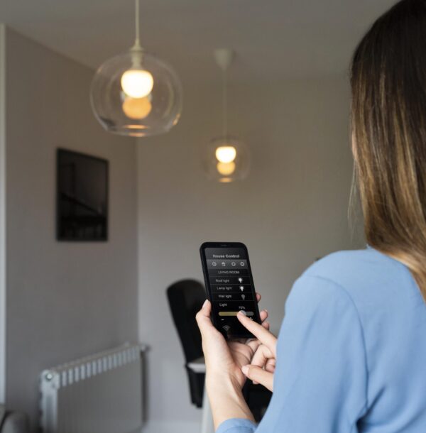 close-up-woman-typing-phone